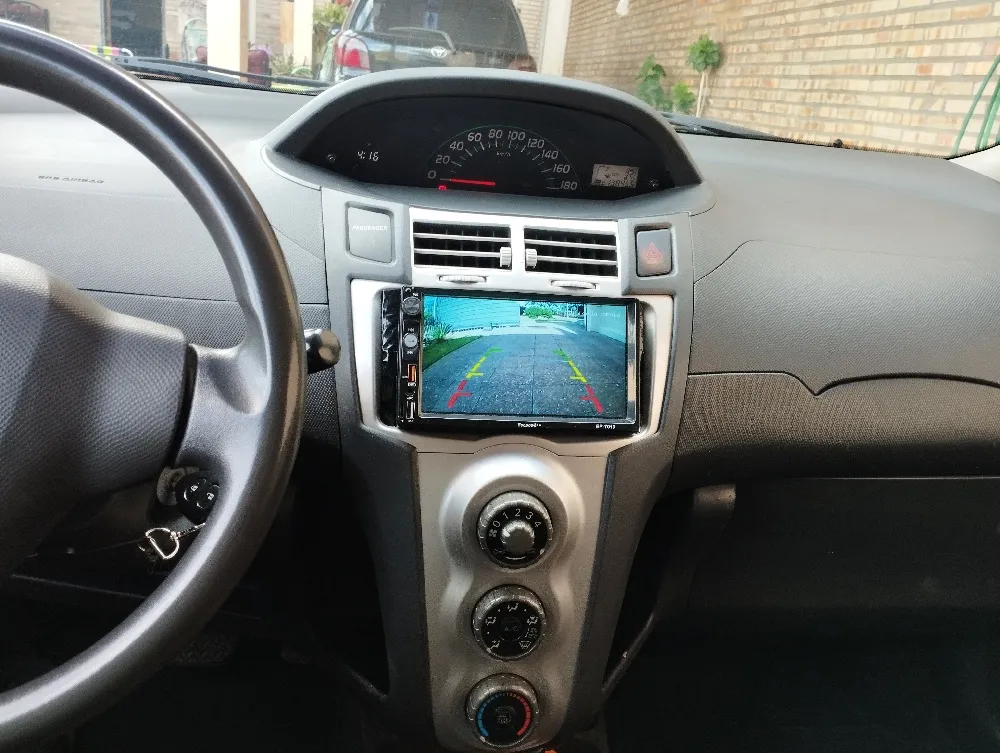 TOYOTA VITZ 2007, imagen 4