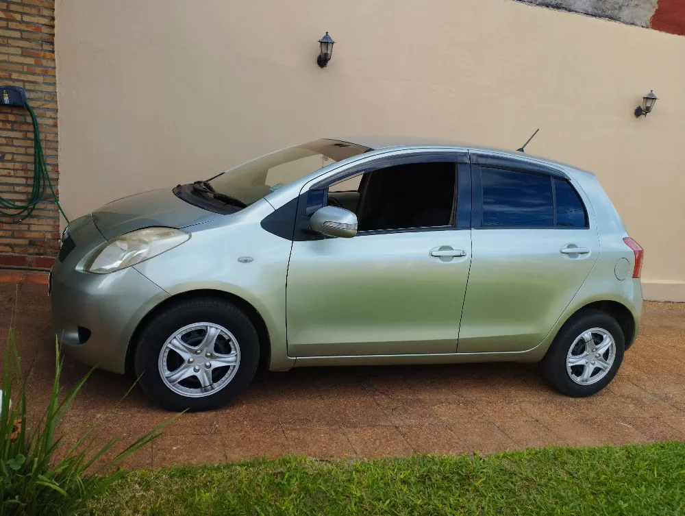 TOYOTA VITZ 2007, imagen 6