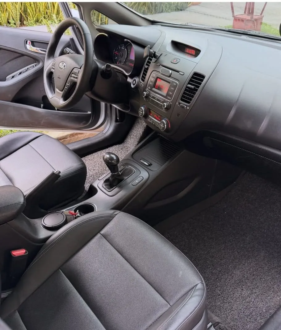 KIA K3 2015, imagen 4
