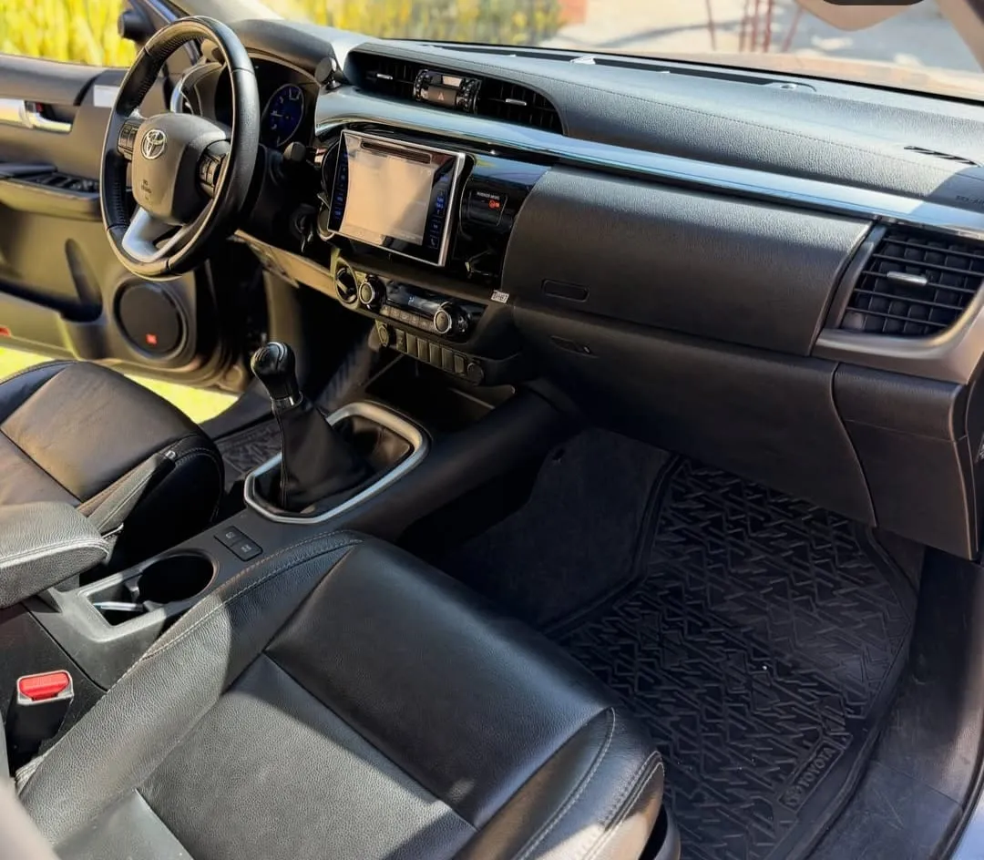 TOYOTA HILUX 2025, imagen 3