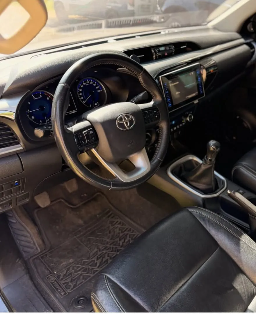 TOYOTA HILUX 2025, imagen 4