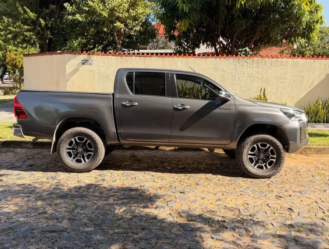 TOYOTA HILUX 2025, imagen 6