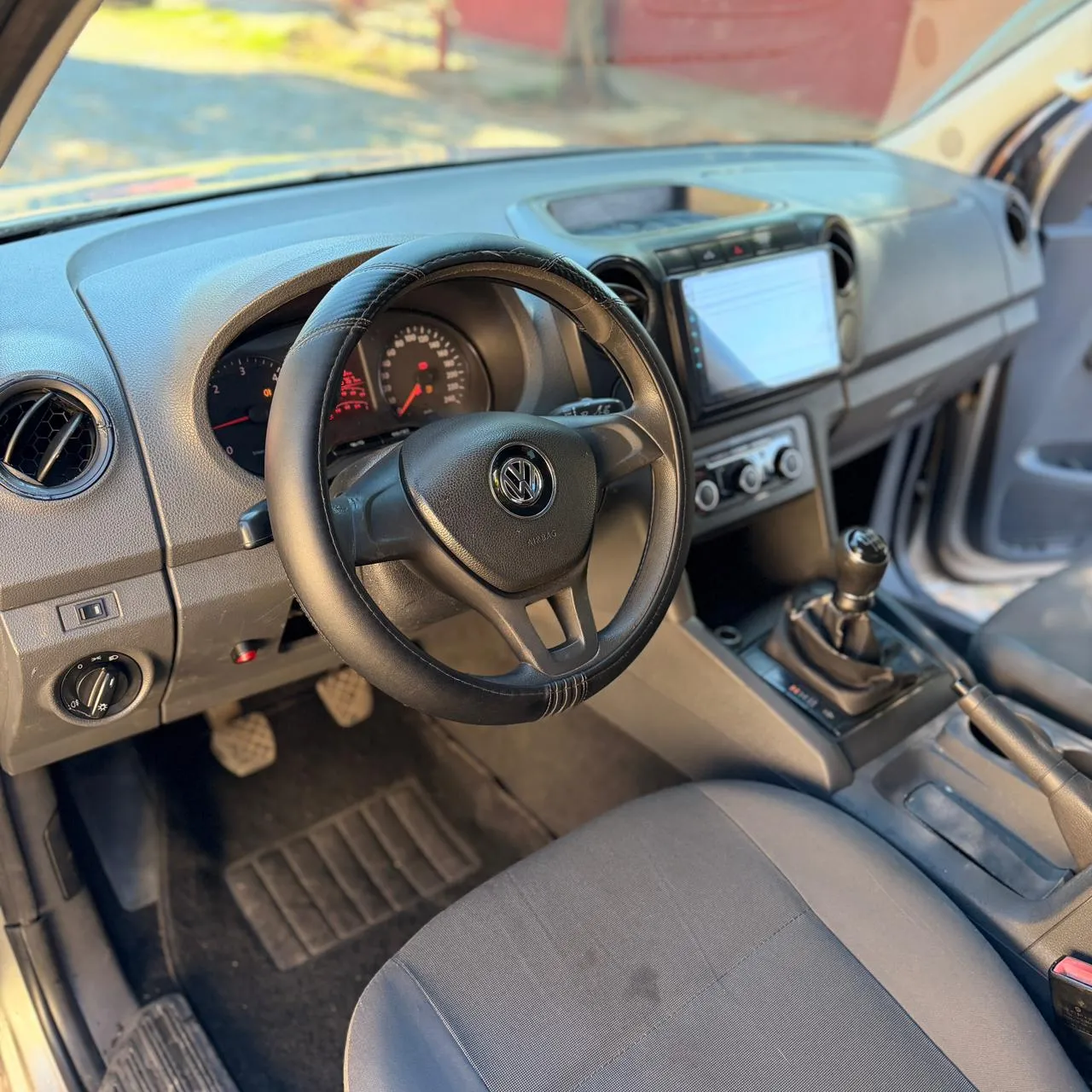 VOLKSWAGEN AMAROK 2016, imagen 2