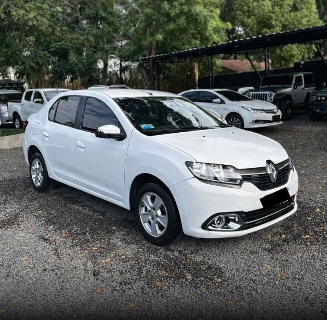 RENAULT LOGAN 2015, imagen 3