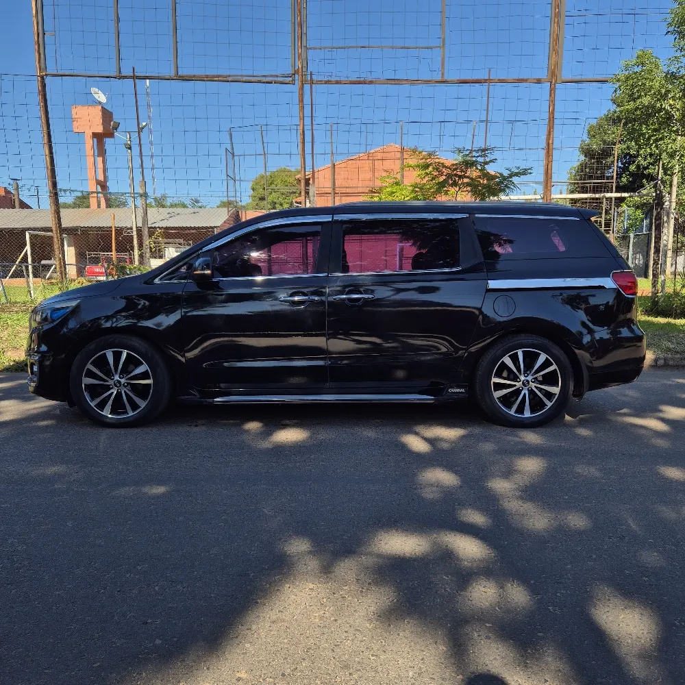 KIA CARNIVAL 2015, imagen 8