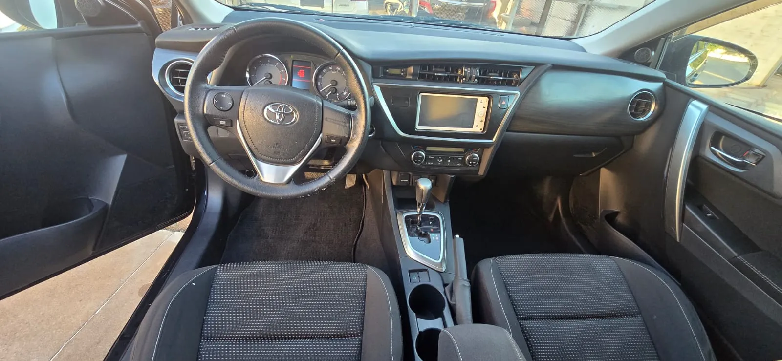 TOYOTA NOAH 2004, imagen 4