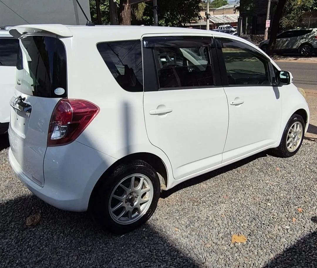 TOYOTA RACTIS 2007, imagen 7