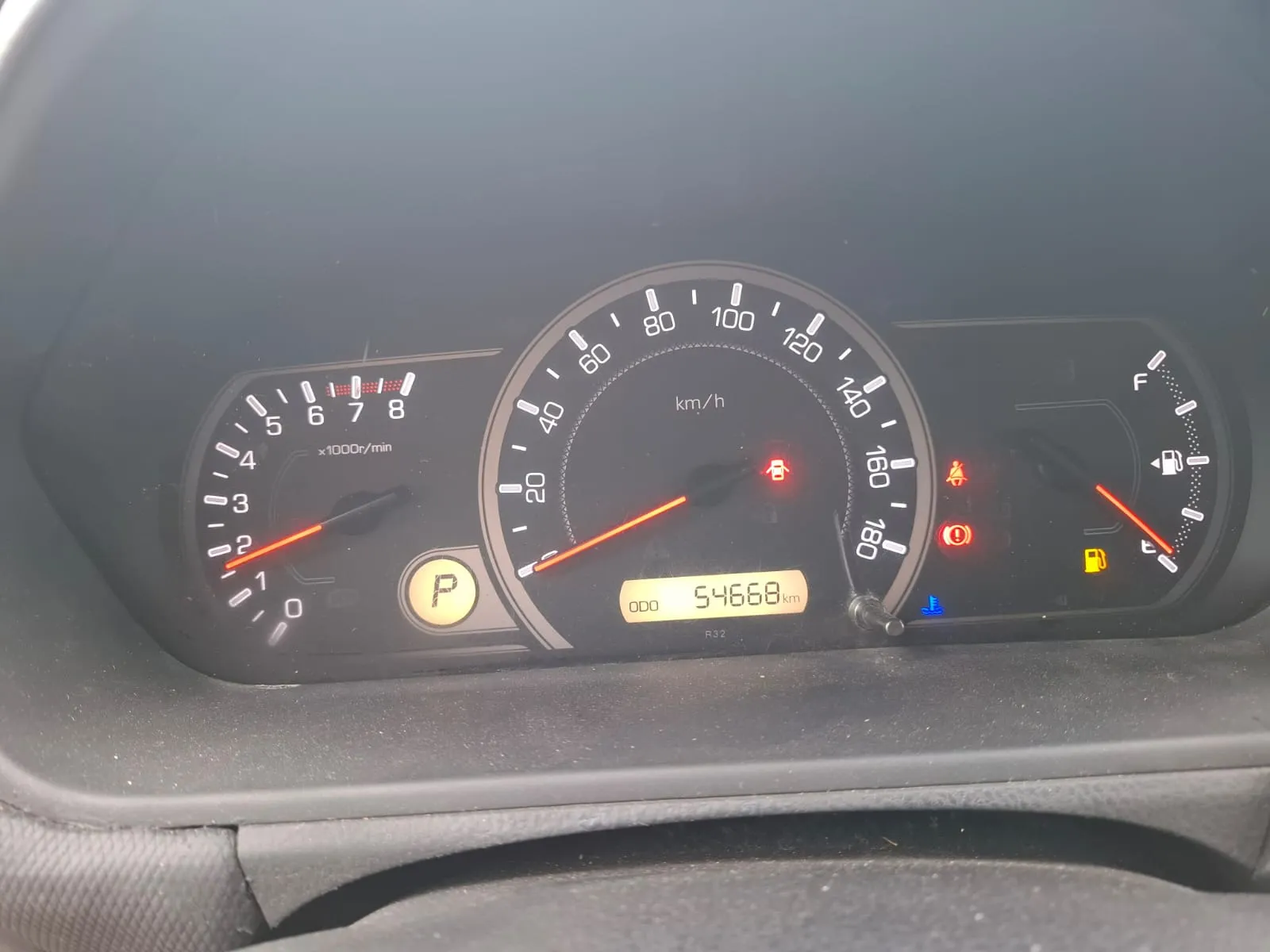 TOYOTA NOAH 2014, imagen 8