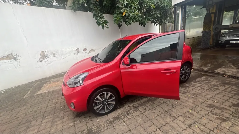 NISSAN MARCH 2018, imagen 2