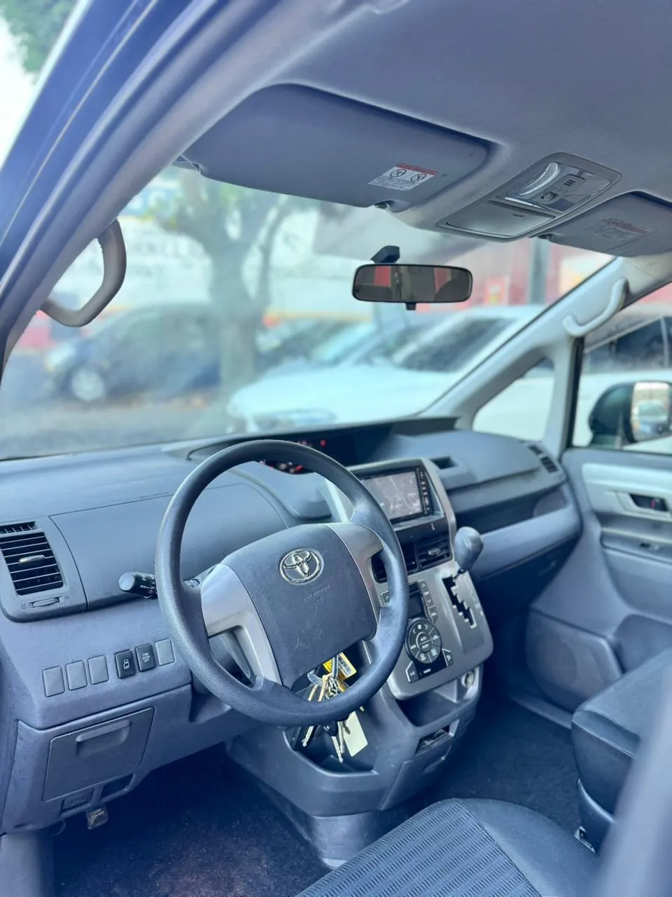 TOYOTA VOXY 2008, imagen 7