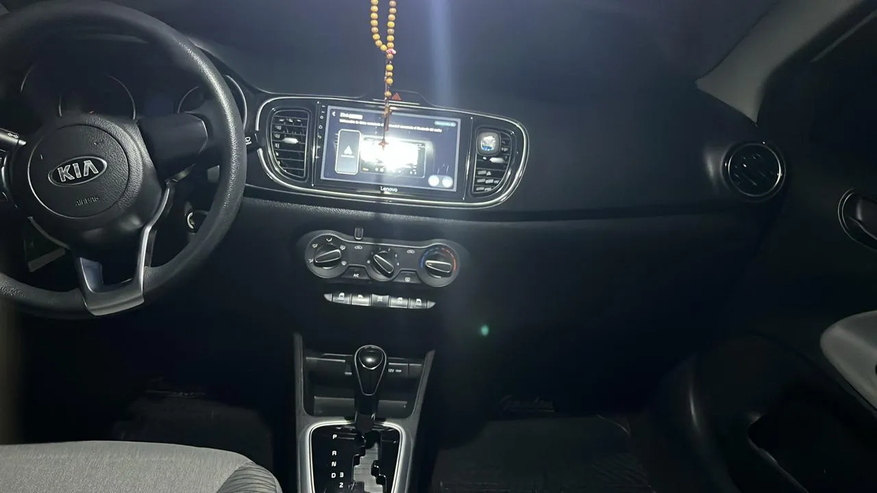 KIA SOLUTO 2021
