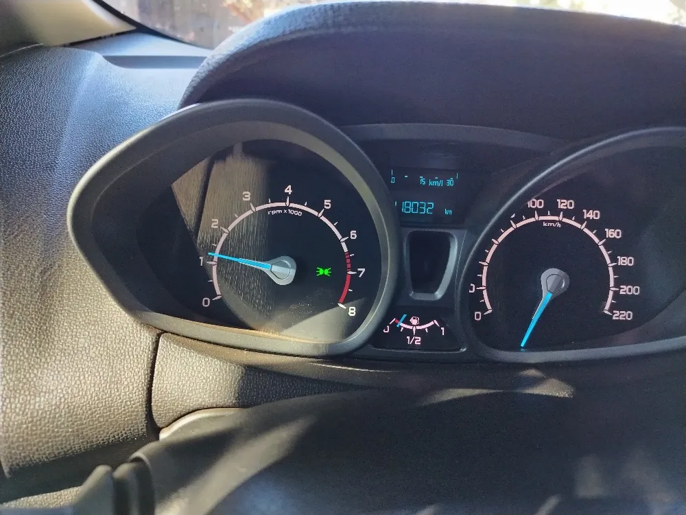 FORD ECOSPORT 2014, imagen 6