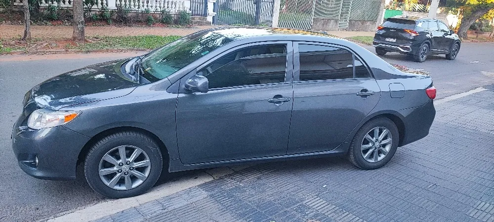 TOYOTA COROLLA 2010, imagen 3