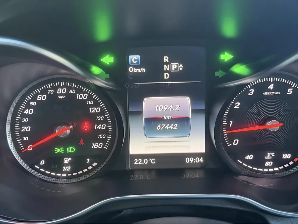MERCEDES BENZ C300 2015, imagen 6
