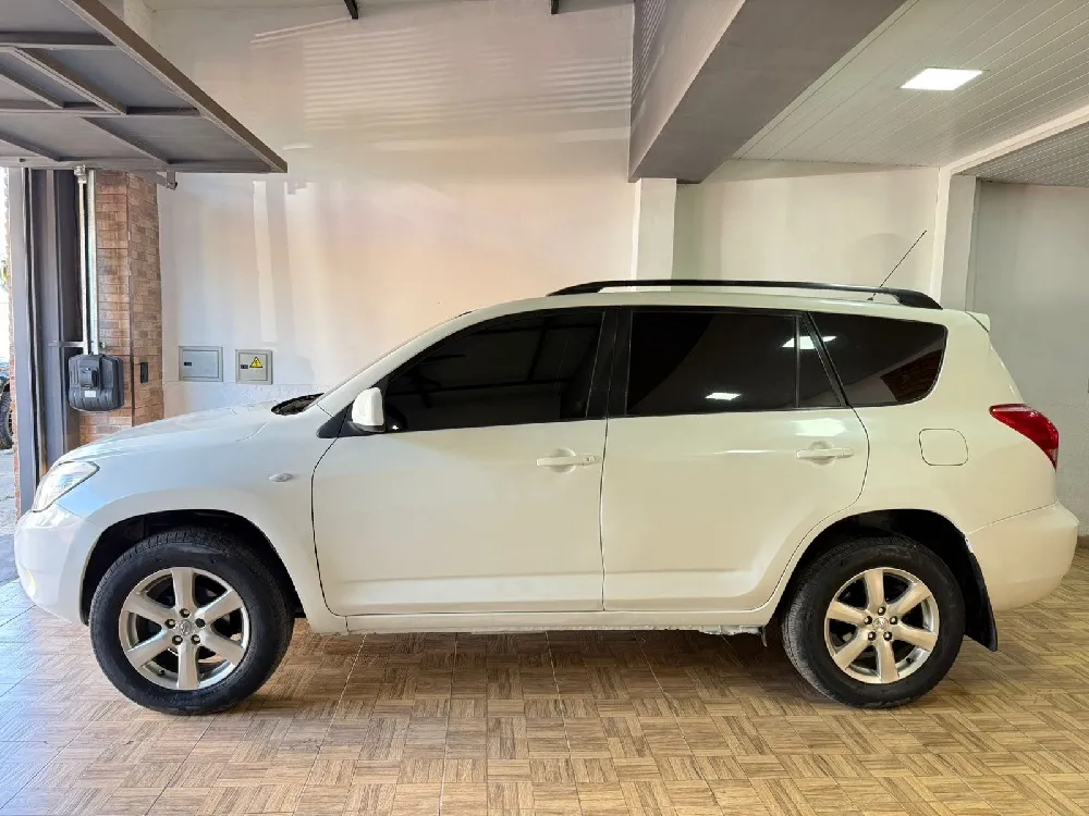 TOYOTA RAV4 2008, imagen 2