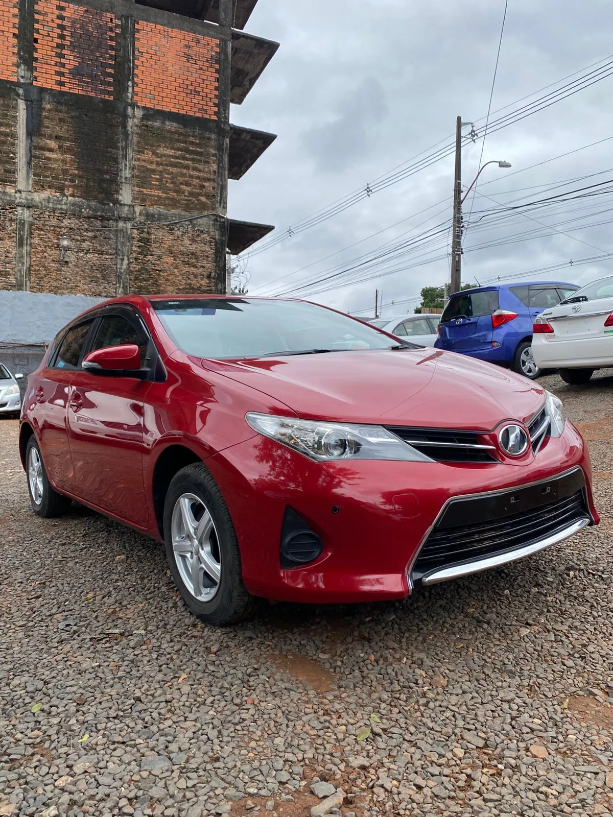 TOYOTA AURIS 2012, imagen 2