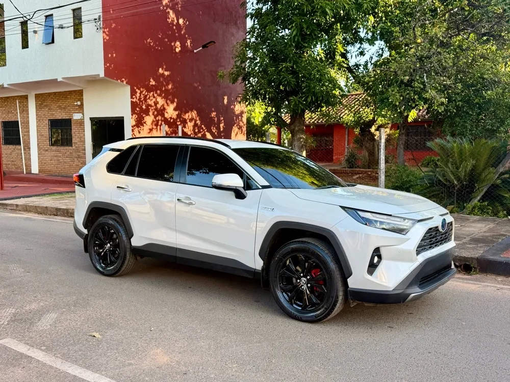 TOYOTA RAV4 2023, imagen 3