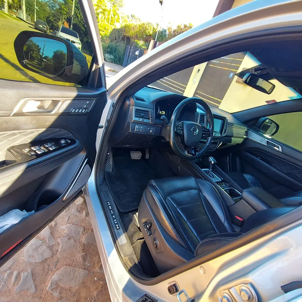 SSANGYONG REXTON 2019, imagen 3