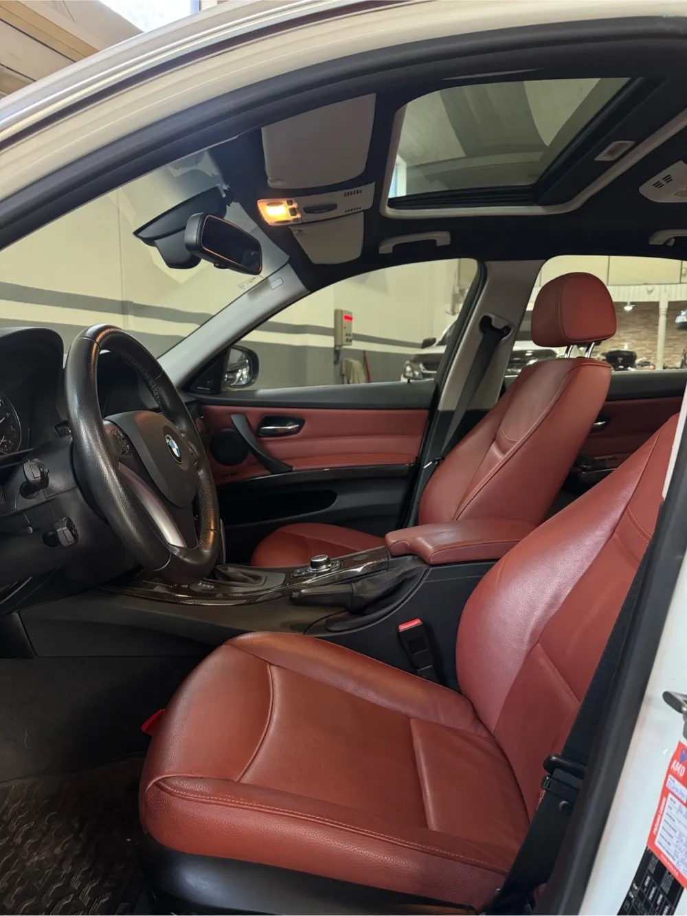 BMW 330 2011, imagen 5
