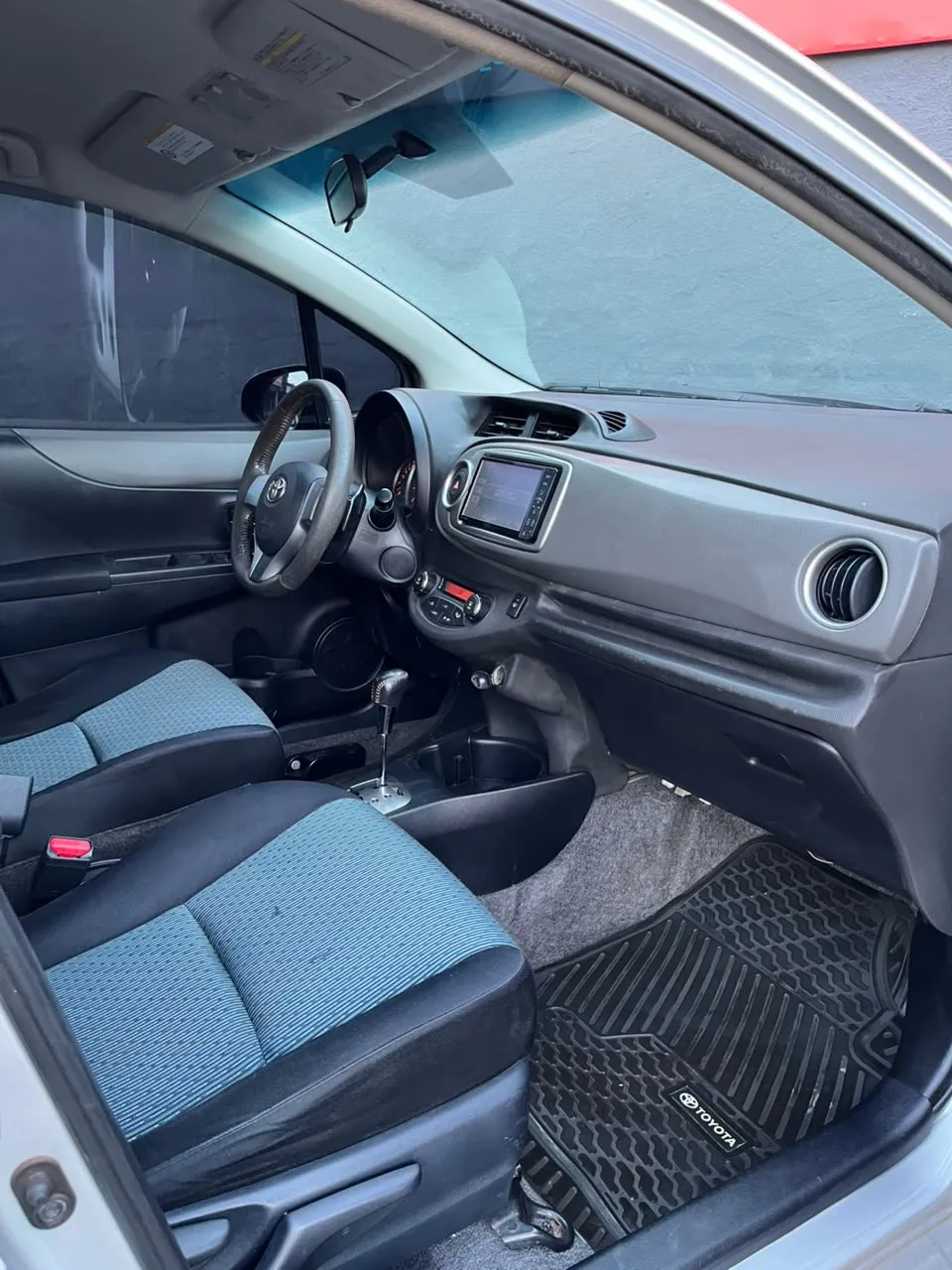TOYOTA VITZ 2005, imagen 7