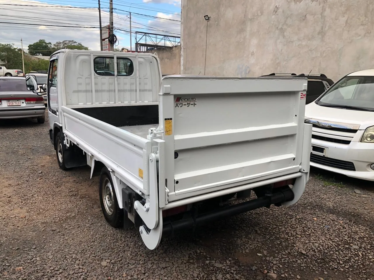 NISSAN ATLAS 2001, imagen 9