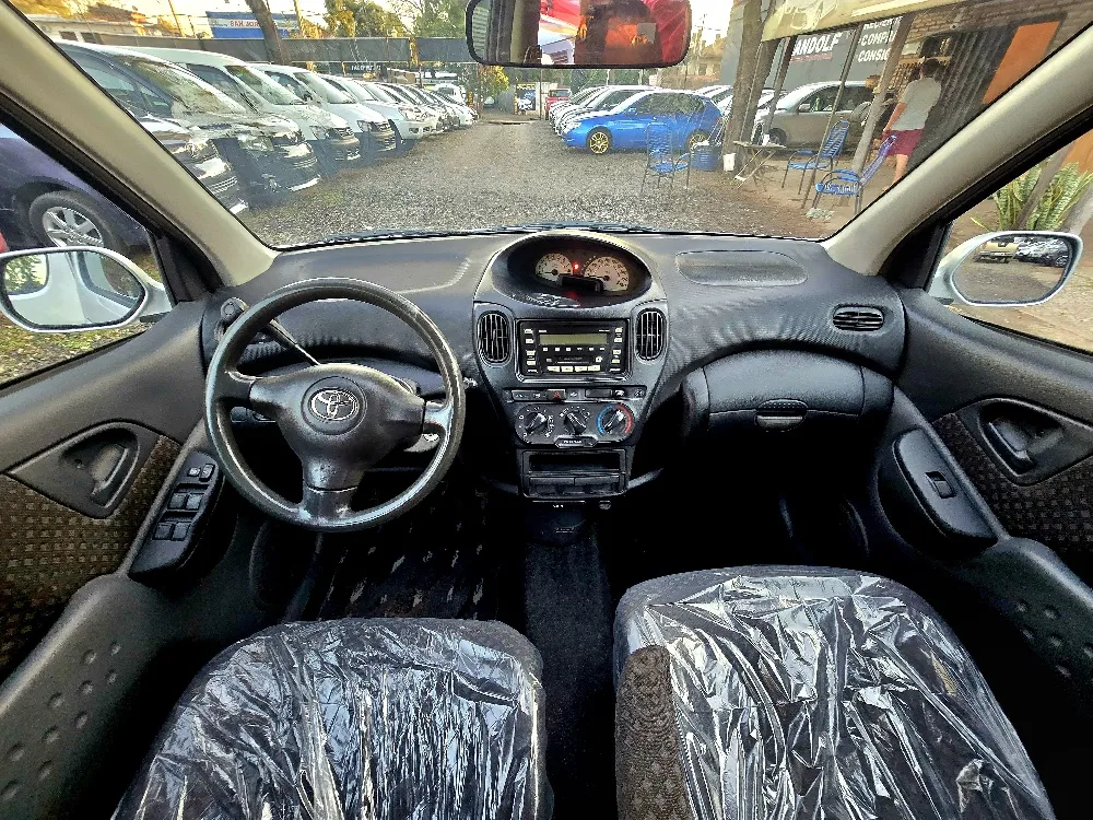 TOYOTA FUNCARGO 2006, imagen 6