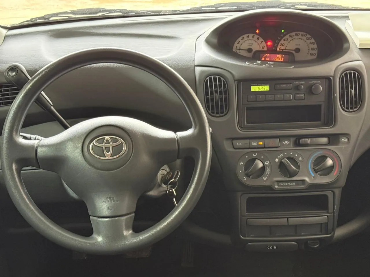 TOYOTA FUNCARGO 2004, imagen 7