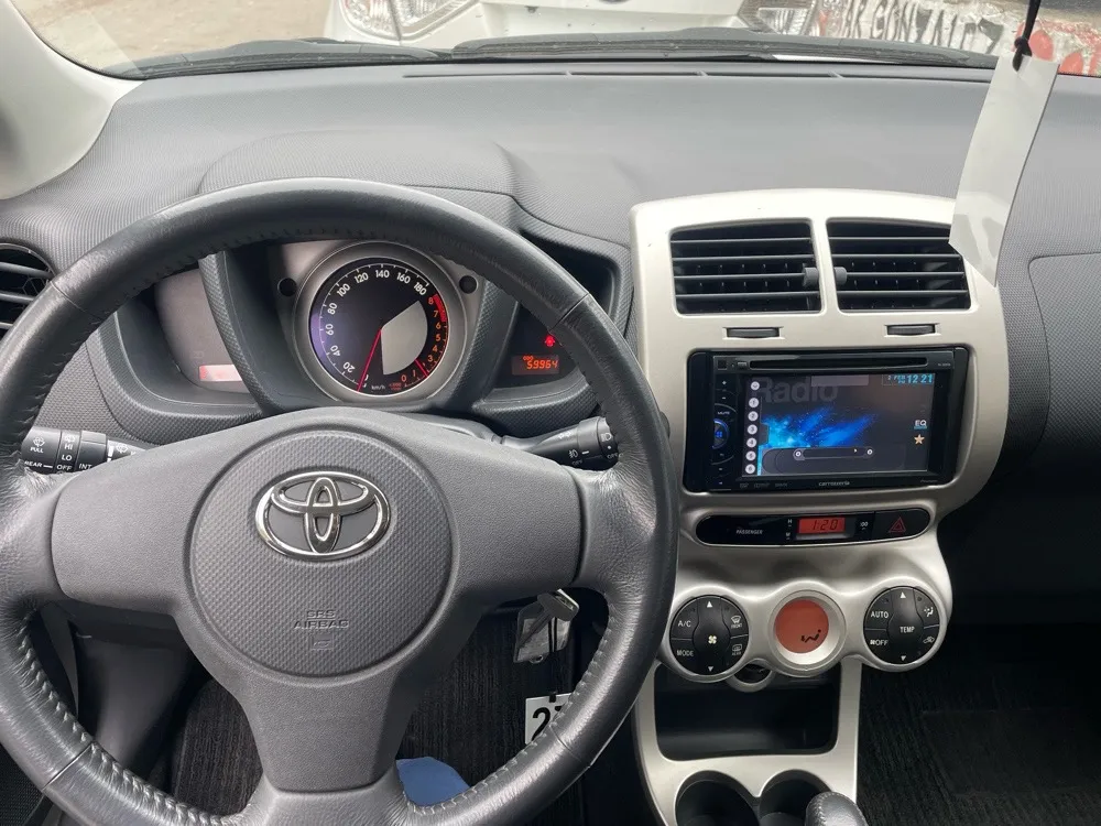 TOYOTA NEW IST 2010, imagen 3