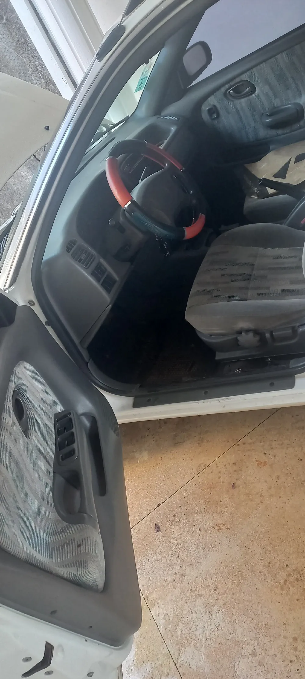 SUZUKI BALENO 1998, imagen 6