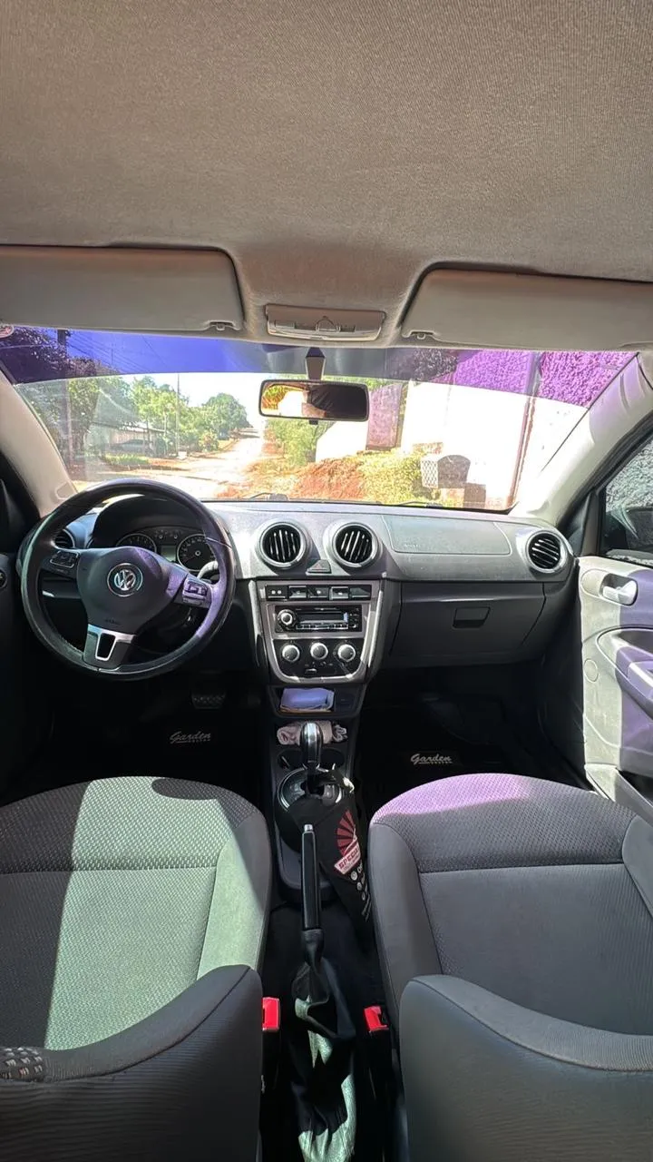VOLKSWAGEN GOL SEDAN 2011, imagen 5