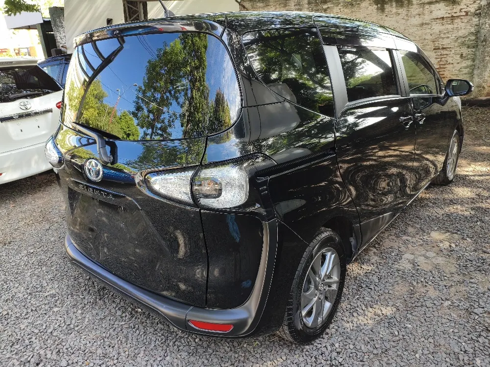 TOYOTA SIENTA 2016, imagen 4