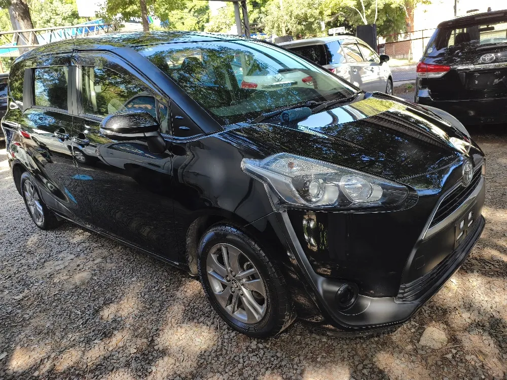TOYOTA SIENTA 2016, imagen 2