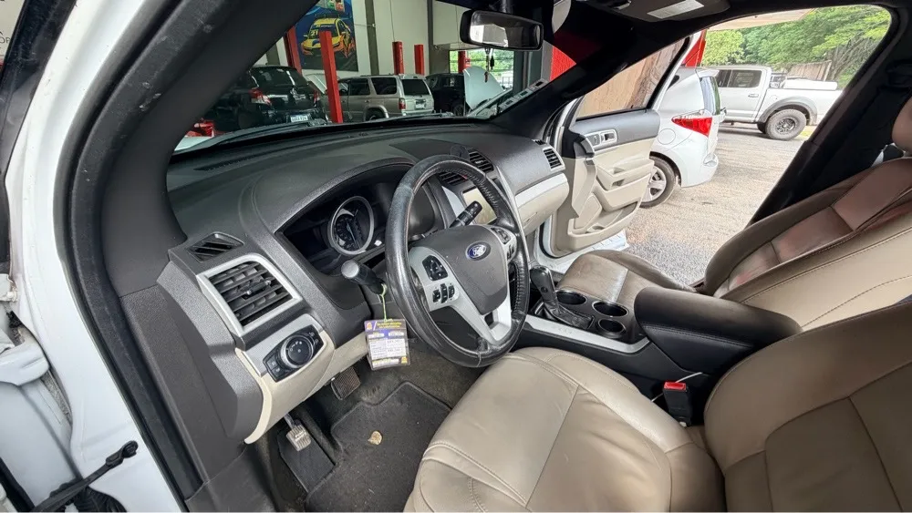 FORD EXPLORER 2013, imagen 2