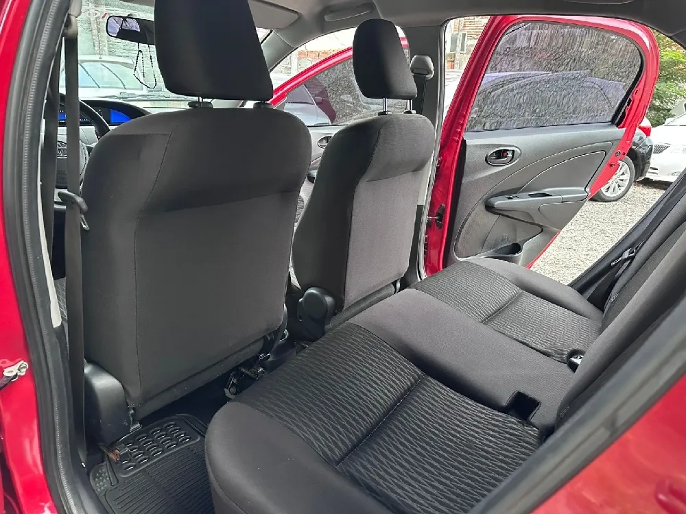 TOYOTA ETIOS 2021, imagen 9
