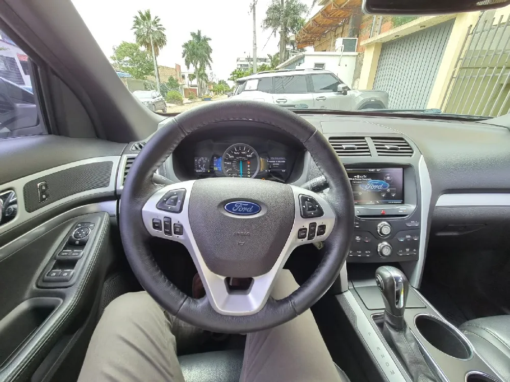 FORD EXPLORER 2013, imagen 6