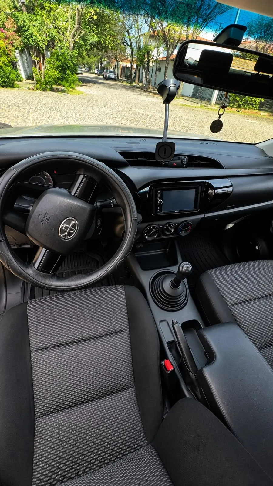 TOYOTA HILUX 2019, imagen 5