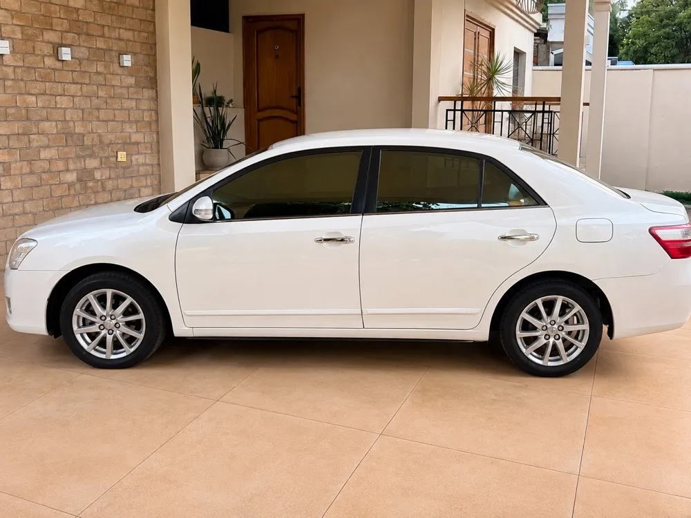 TOYOTA PREMIO 2010, imagen 4