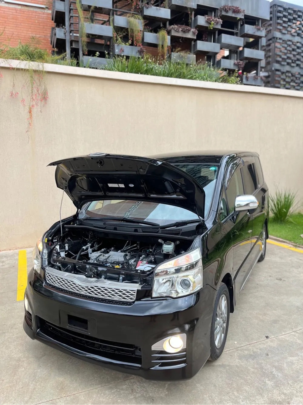 TOYOTA VOXY 2013, imagen 3