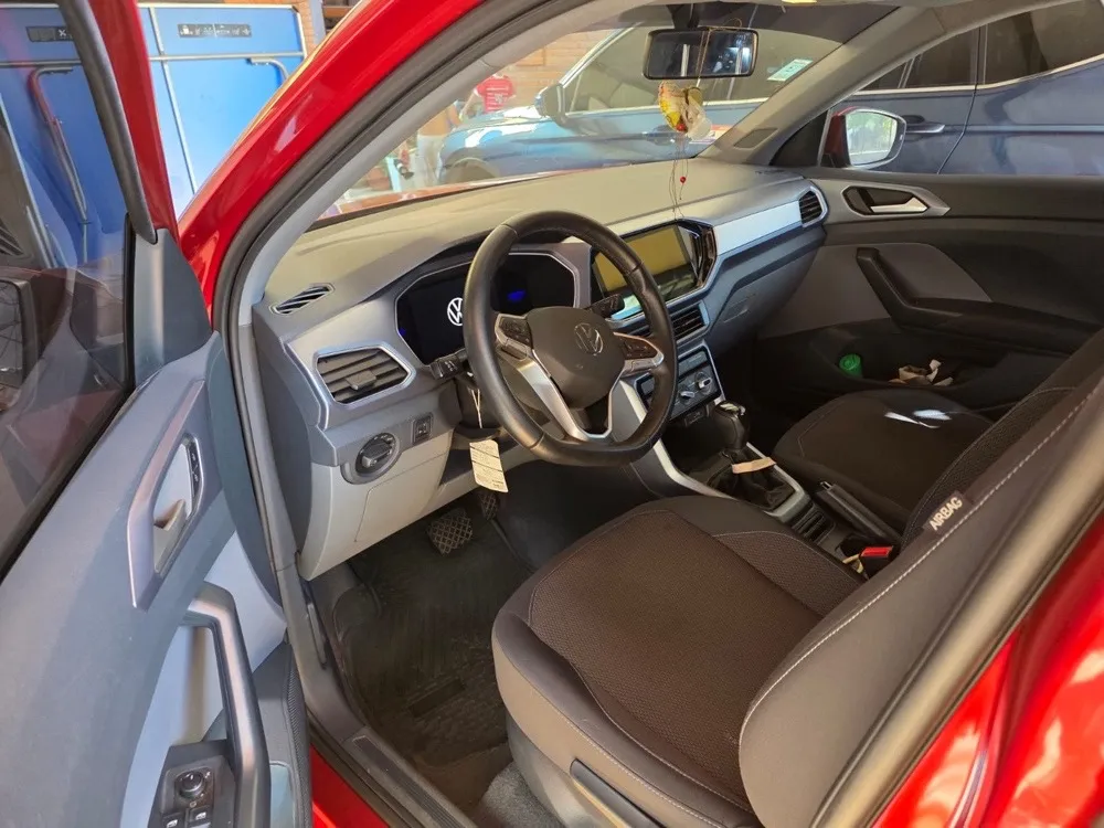 VOLKSWAGEN T-CROSS 2022, imagen 4