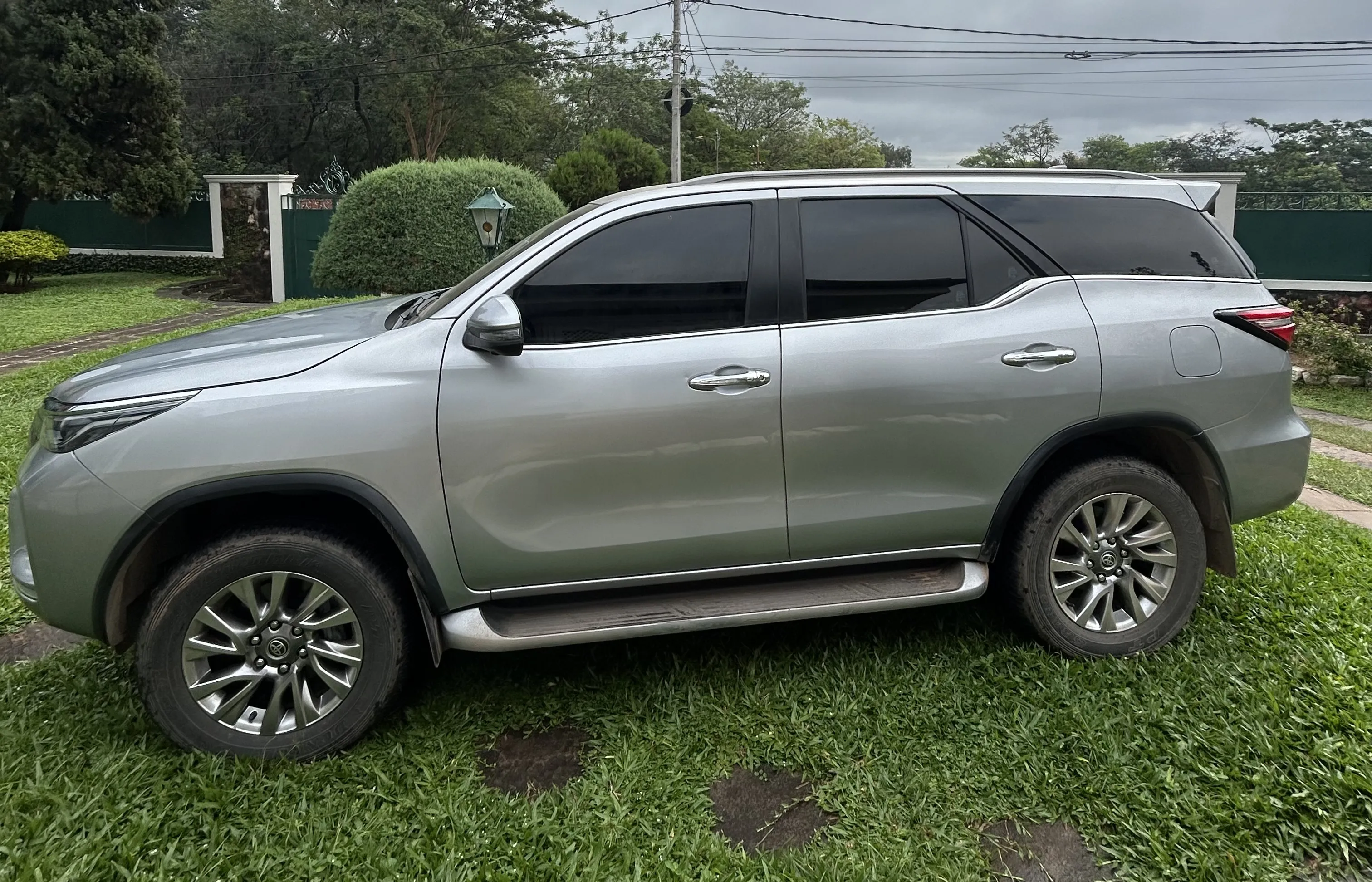 TOYOTA FORTUNER 2022, imagen 3