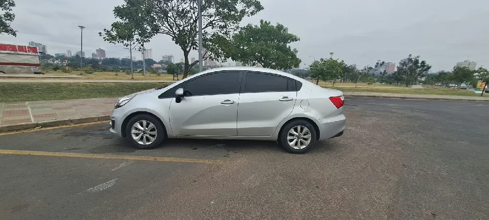 KIA RIO SEDAN 2017, imagen 5
