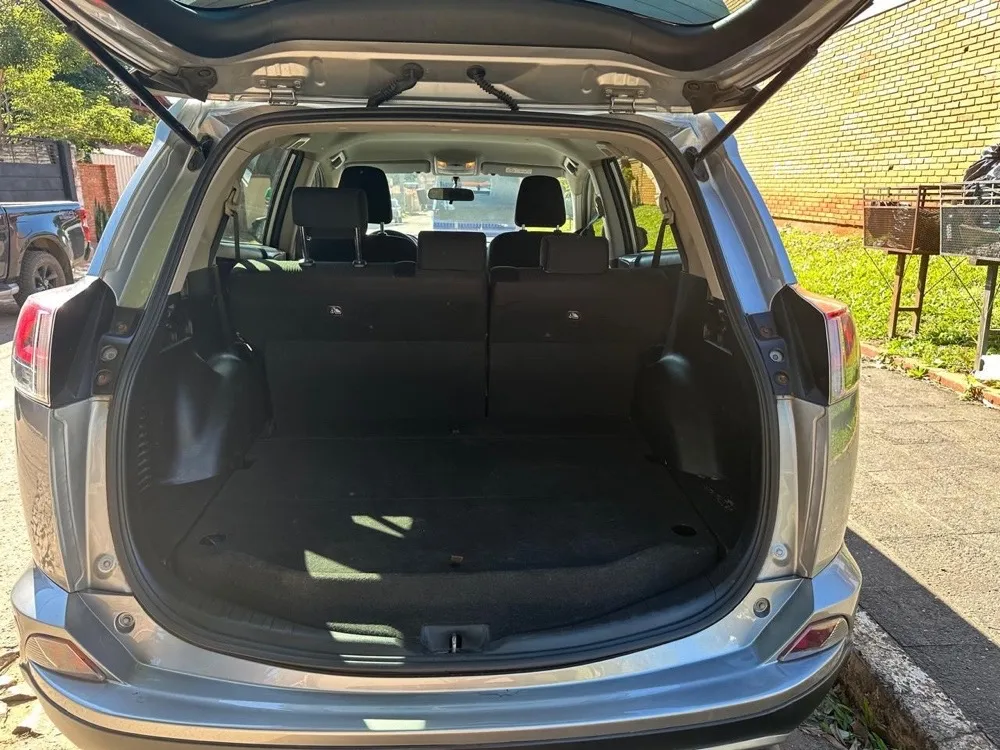 TOYOTA RAV4 2018, imagen 4
