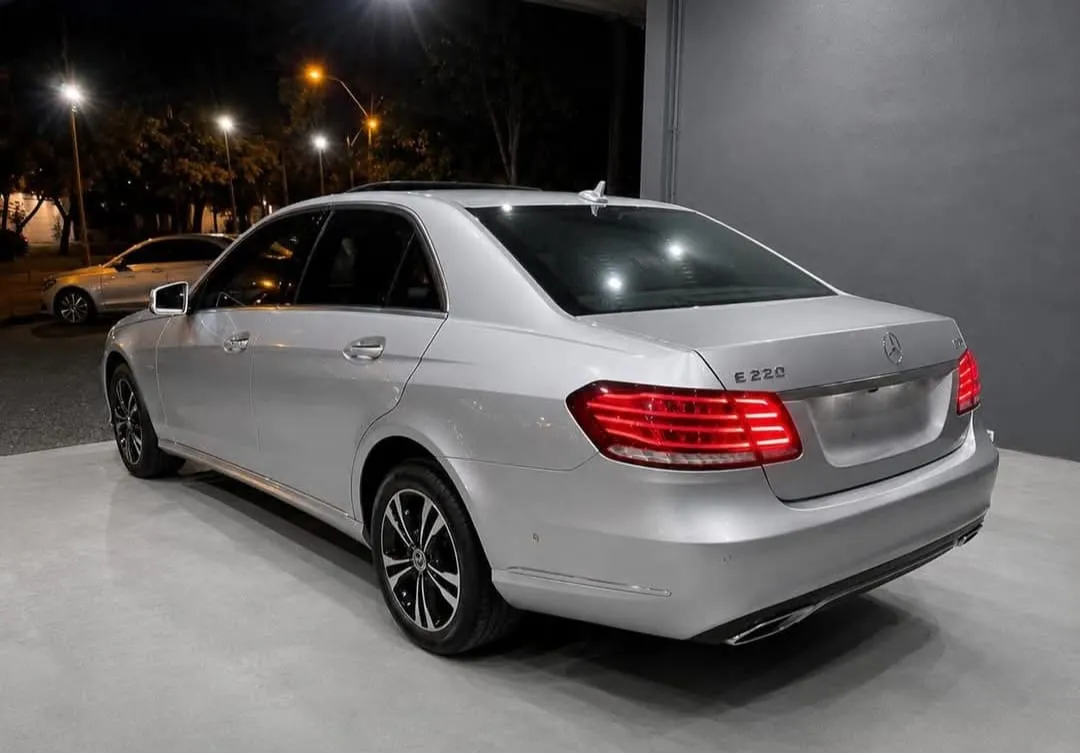 MERCEDES BENZ C220 2014, imagen 2