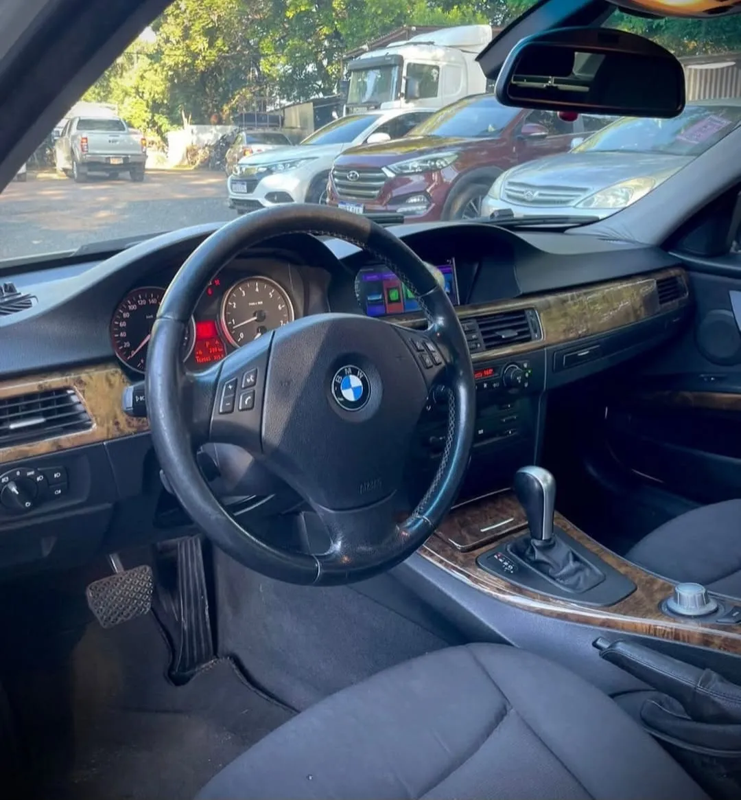 BMW 330 2006, imagen 5