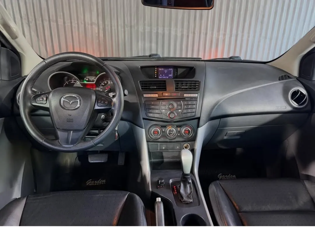 MAZDA BT-50 2015, imagen 2