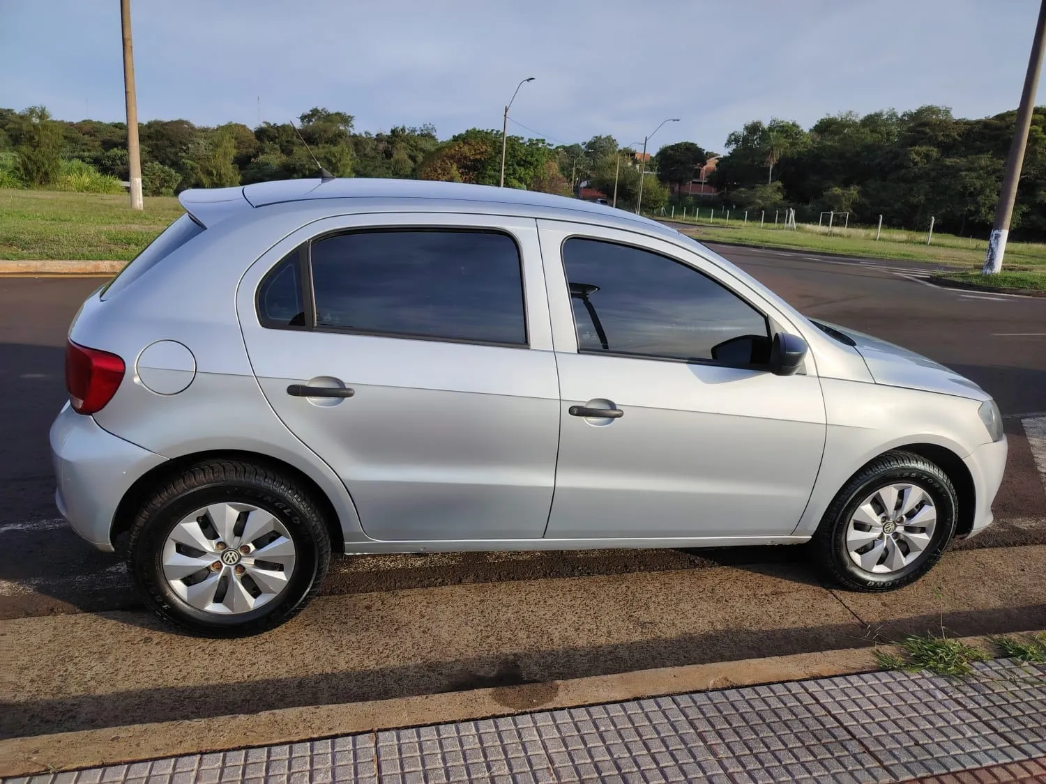 VOLKSWAGEN GOL 2014, imagen 4
