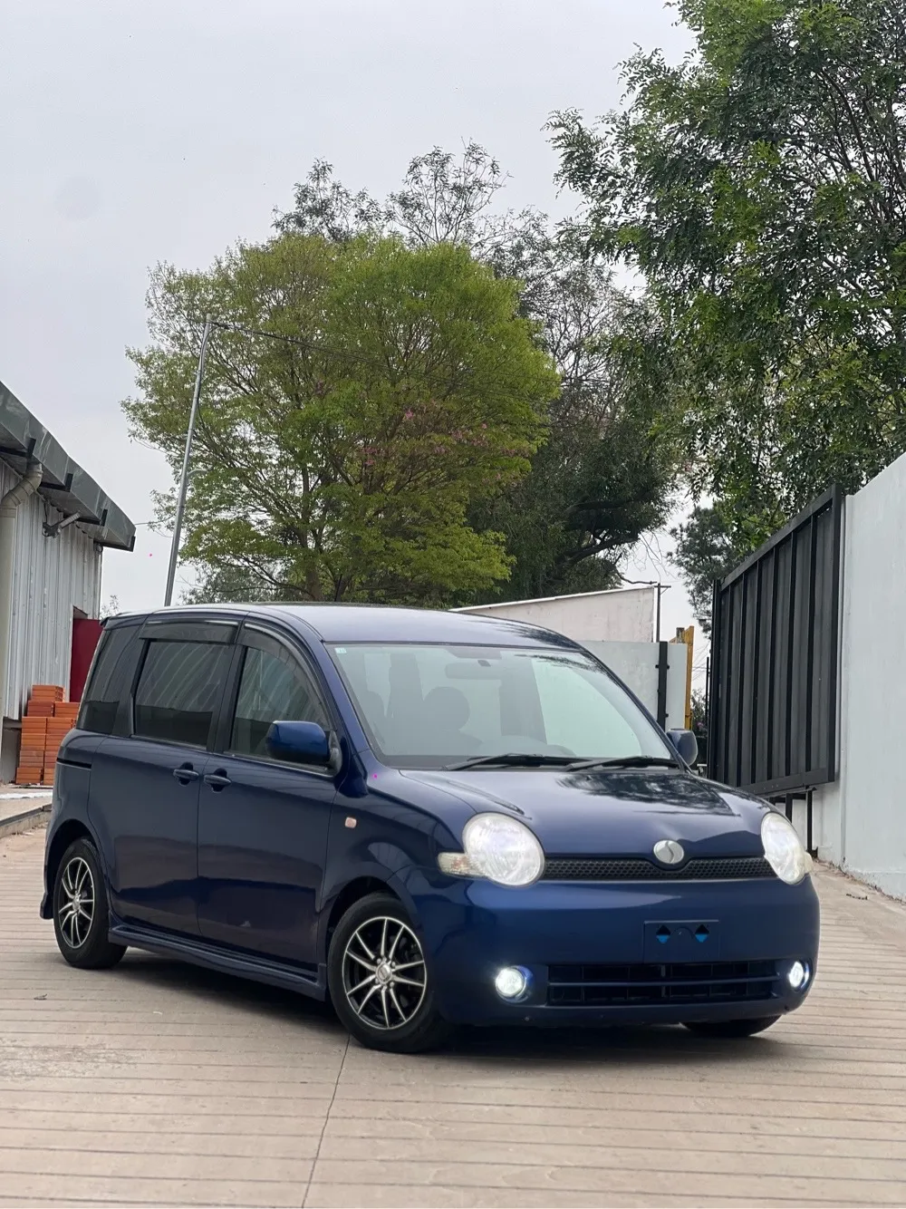 TOYOTA SIENTA 2006, imagen 2