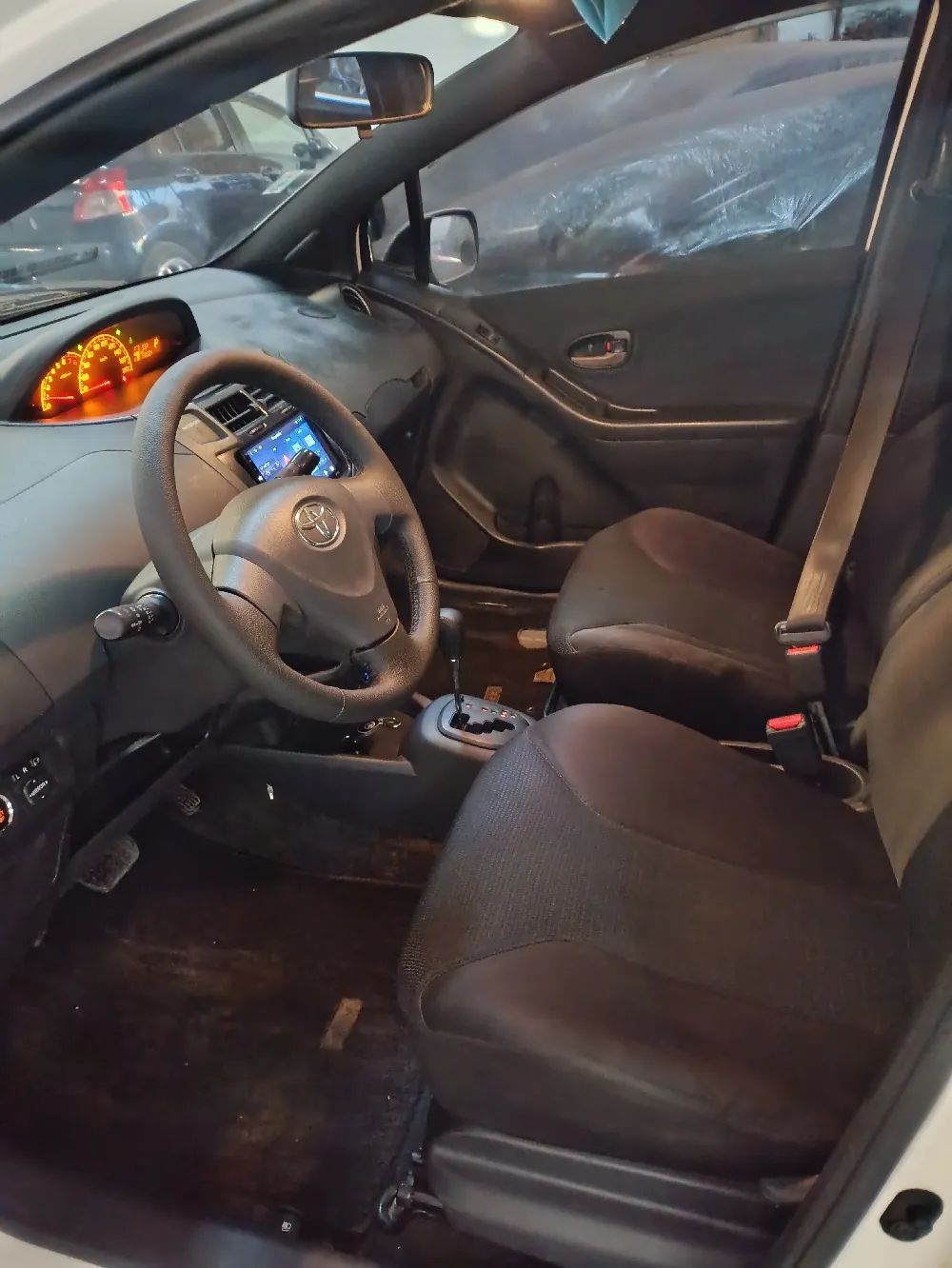 TOYOTA VITZ RS 2010, imagen 2