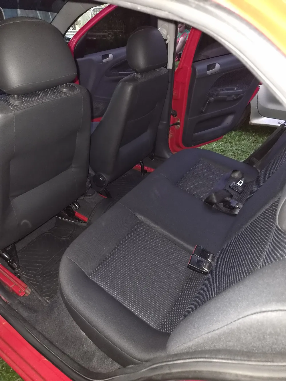 VOLKSWAGEN GOL SEDAN 2014, imagen 4