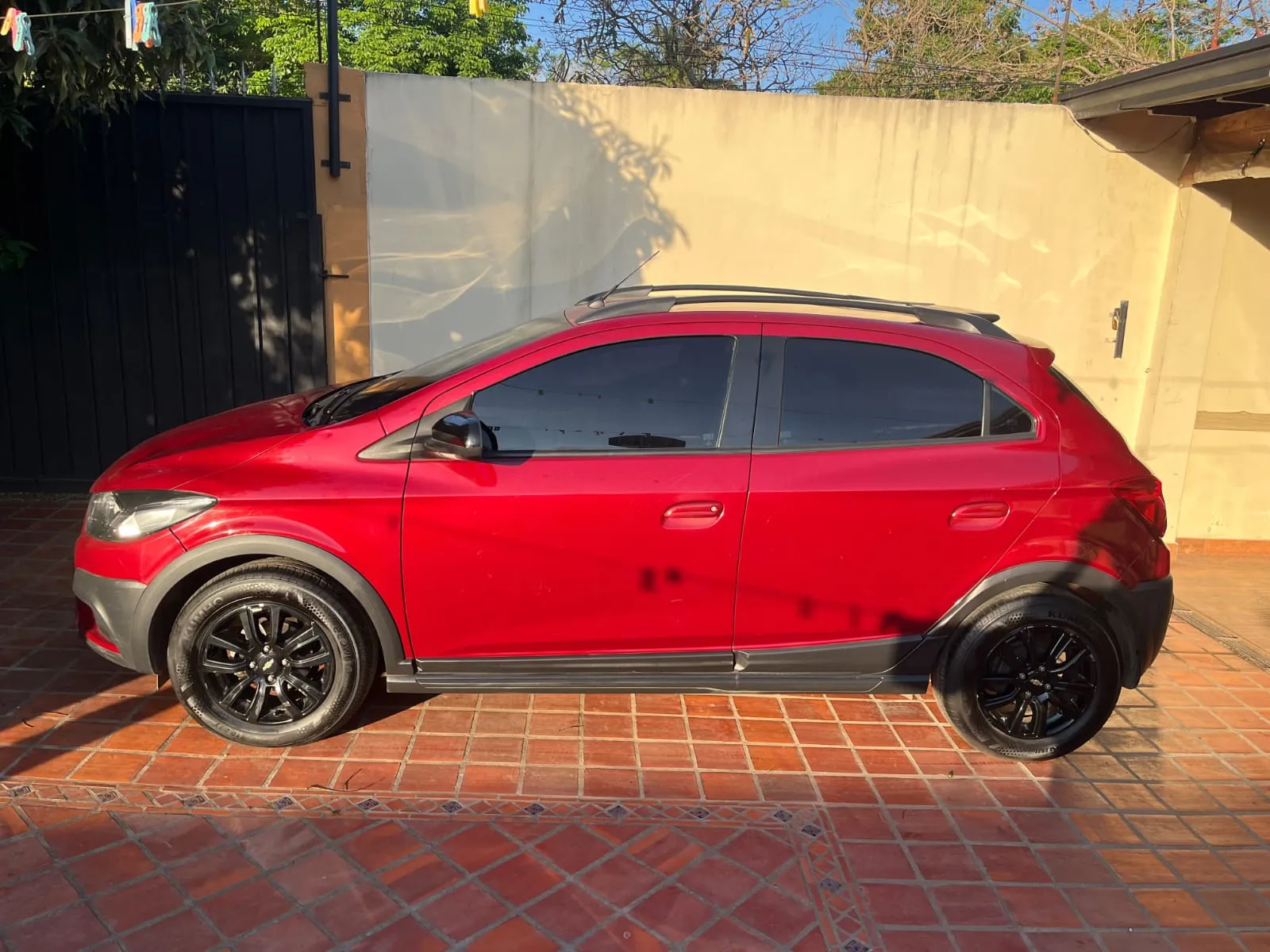 CHEVROLET ONIX ACTIV 2019, imagen 4